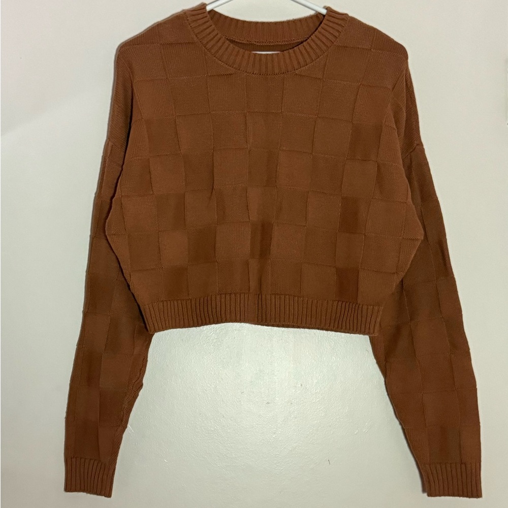 Cute Hollister Tan Cropped Fall Sweater